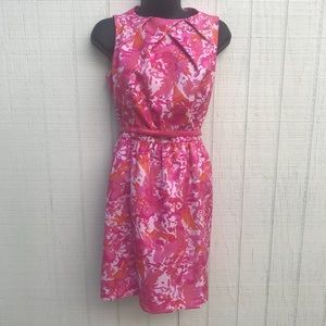 Single pink floral dress w/ belt